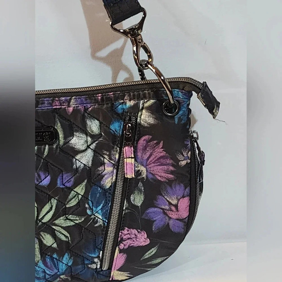 Lug Swivel with vibrant floral design and Lug's signature gunmetal hardware - Picture 3 of 11